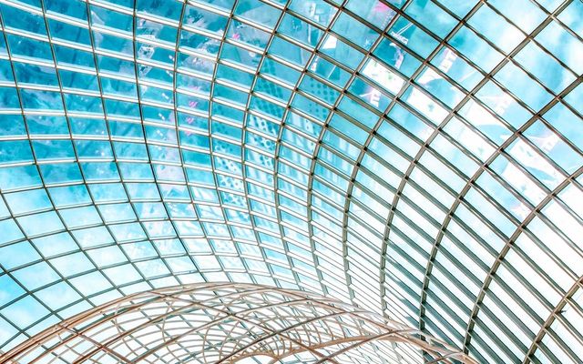 Dépasser le plafond (ou seuil) de la micro-entreprise : les conséquences