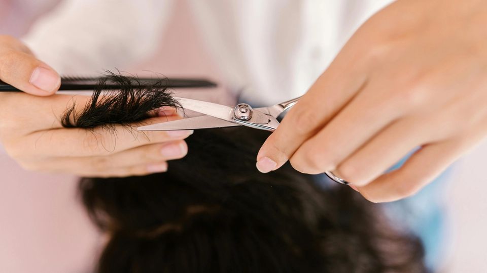 Ouvrir un salon de coiffure : budget, statut et réglementation