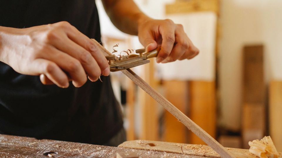 Devenir menuisier : tout savoir pour s’installer à votre compte