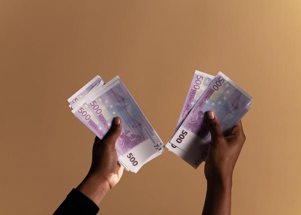 Salaire en freelance : comment calculer votre revenu réel ?