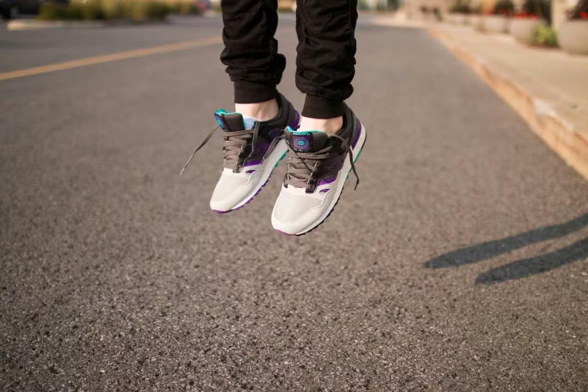 Comment devenir développeur web freelance ?