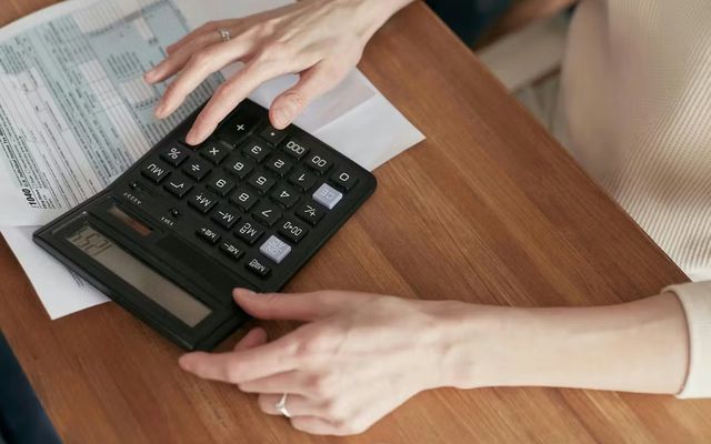 Modèle facture Excel : la solution à oublier pour une entreprise