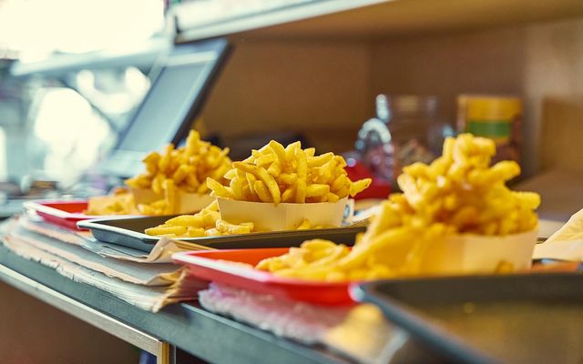 Ouvrir une friterie : tout pour réussir votre projet