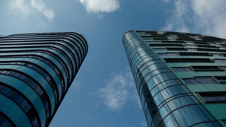 Comprendre les management fees : fonctionnement, fiscalité et bonnes pratiques en holding