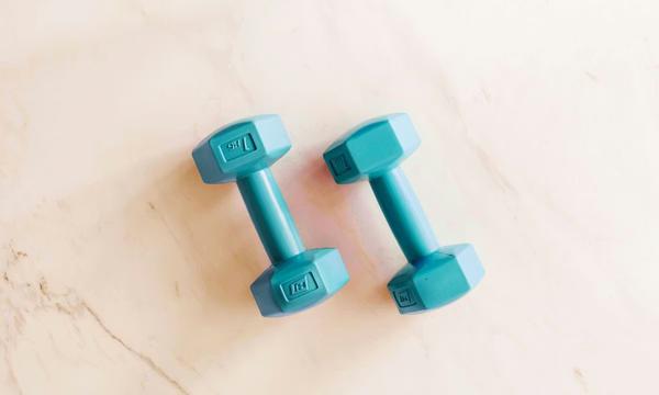 Charges patronales : le vrai coût d’un salarié expliqué en 2026