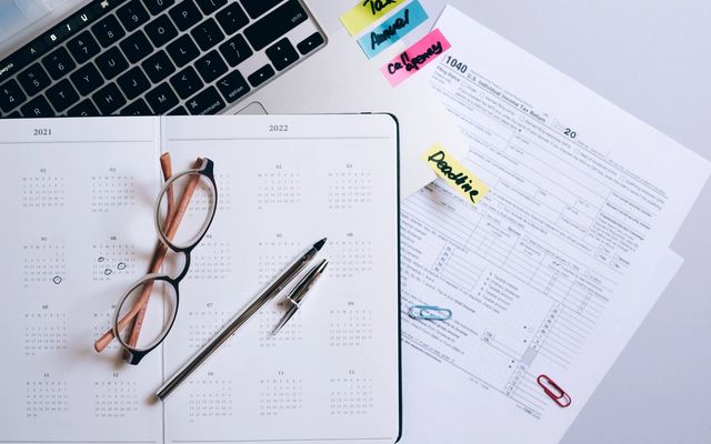 Délais de prévenance : guide complet pour salariés et employeurs