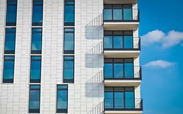 SCI familiale : risques, pièges et inconvénients expliqués