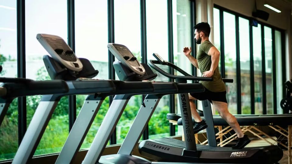 Ouvrir une franchise Basic Fit : conseils et étapes
