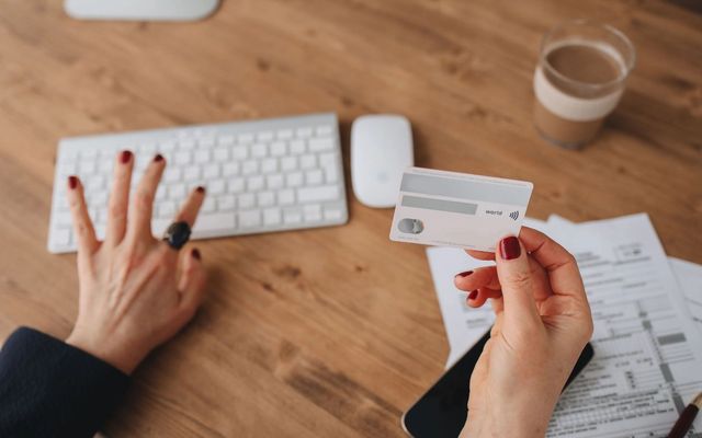 Mandat SEPA B2B : définition, mise en place et révocation