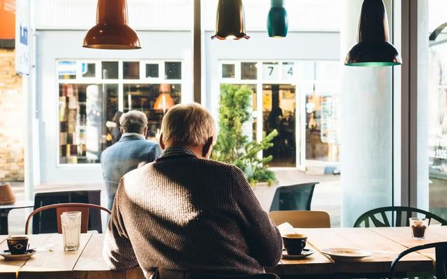 Choisir entre capital et compte courant, quelles différences ?