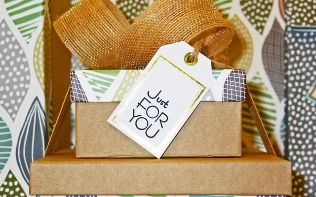 Comment bien choisir un cadeau d'entreprise pour vos salariés ?