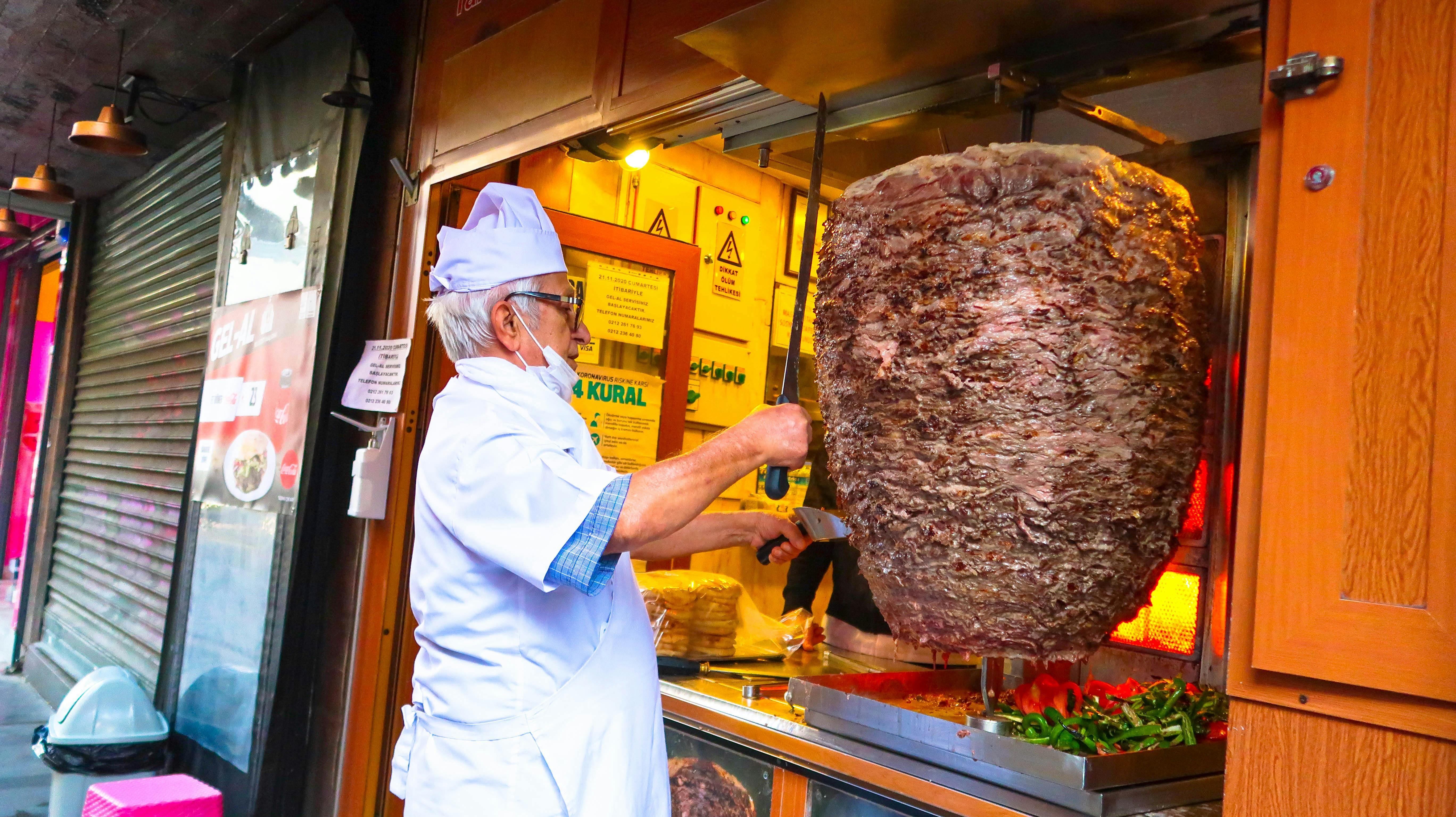 Ouvrir un kebab : étude de marché, concept, démarches
