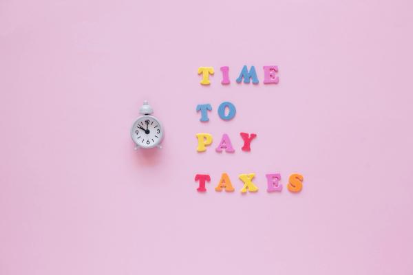 TVA sur les prestations de services : taux, règles et explications