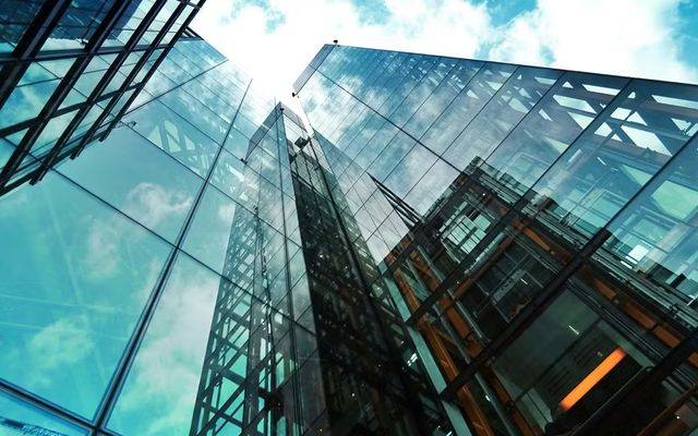Chiffre d'affaires maximum en SASU : quelles limites en 2026 ?