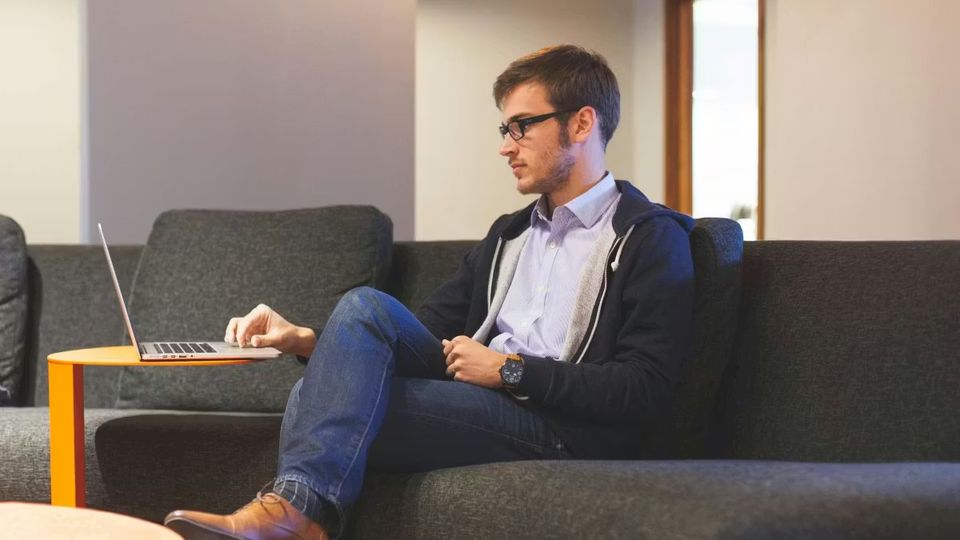 Passer de micro-entreprise à dirigeant de société