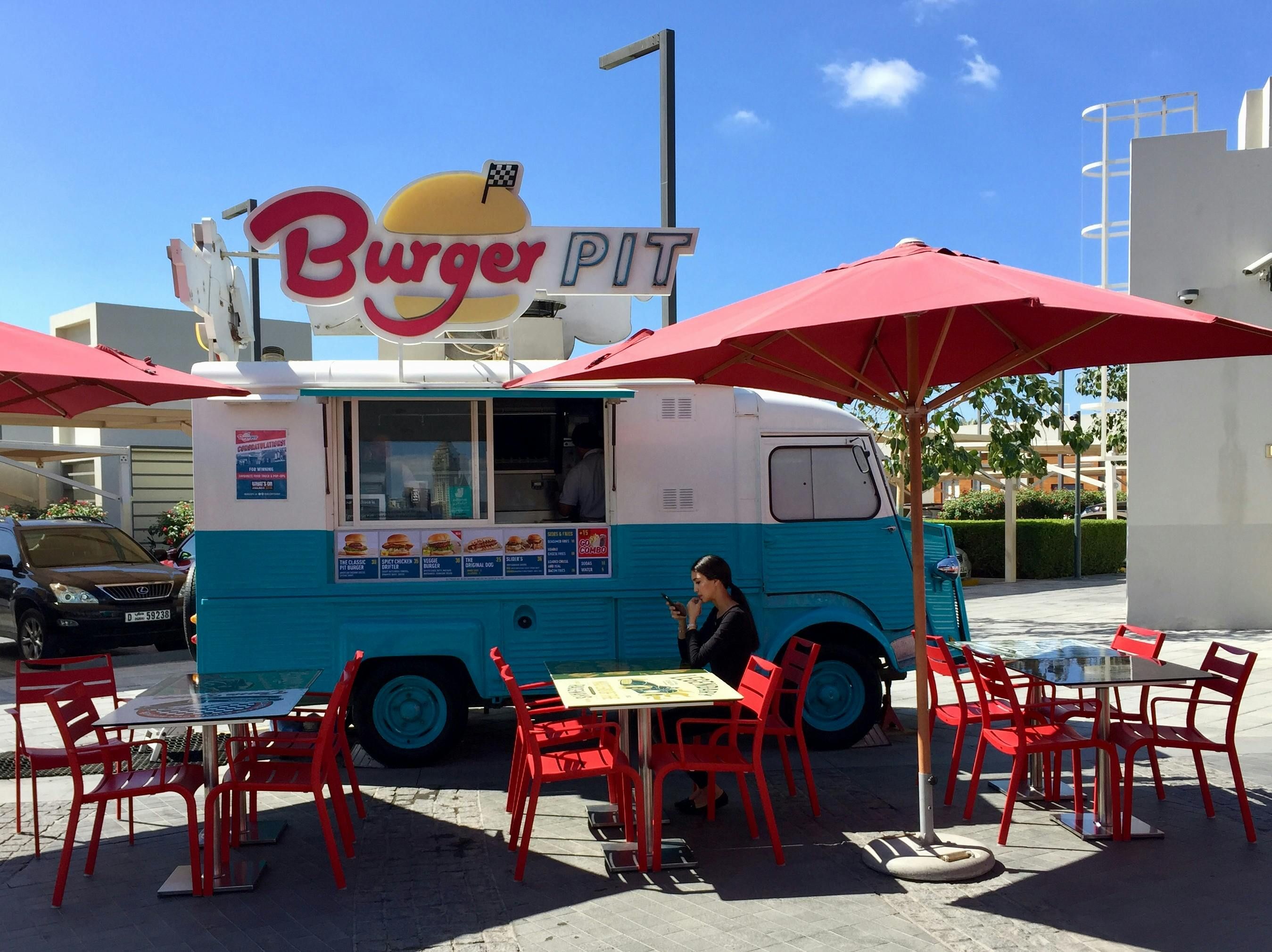 Ouvrir un fast-food : étapes, budget et statut