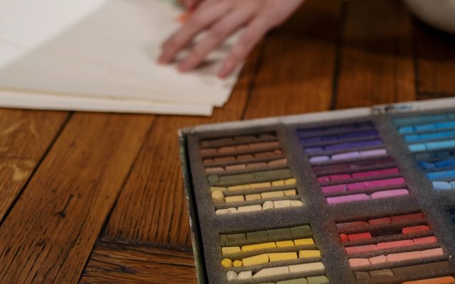 Devenir designer : guide complet sur études et métiers