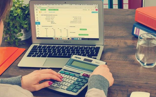 Holding et TVA : quelles sont les règles à suivre en 2026 ?