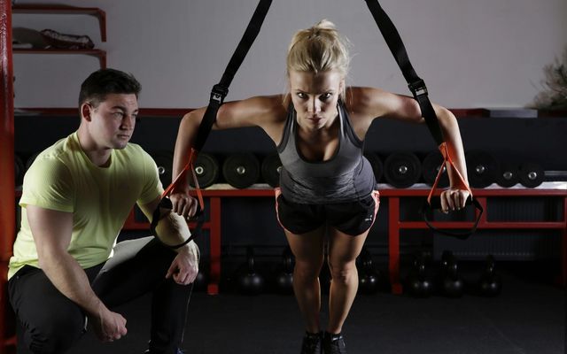 Devenir coach sportif : diplômes, statut et revenus