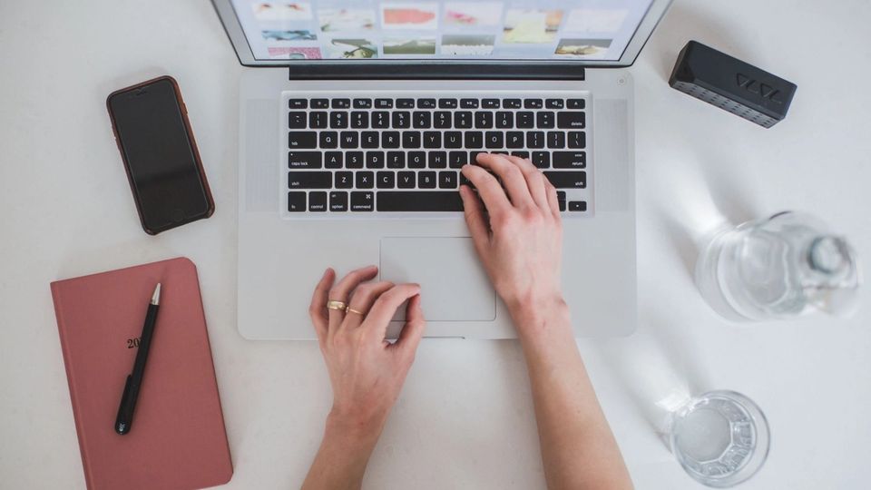 Indemnité de télétravail et impôt : déduire ses frais en 2026