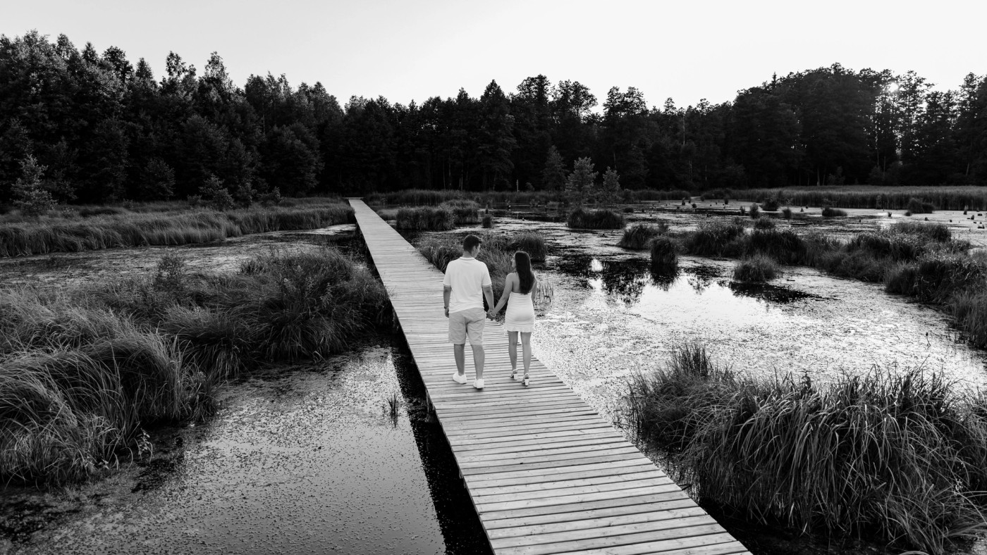Sesja narzeczeńska Julia & Mateusz — Wyżary, zdjęcie 13