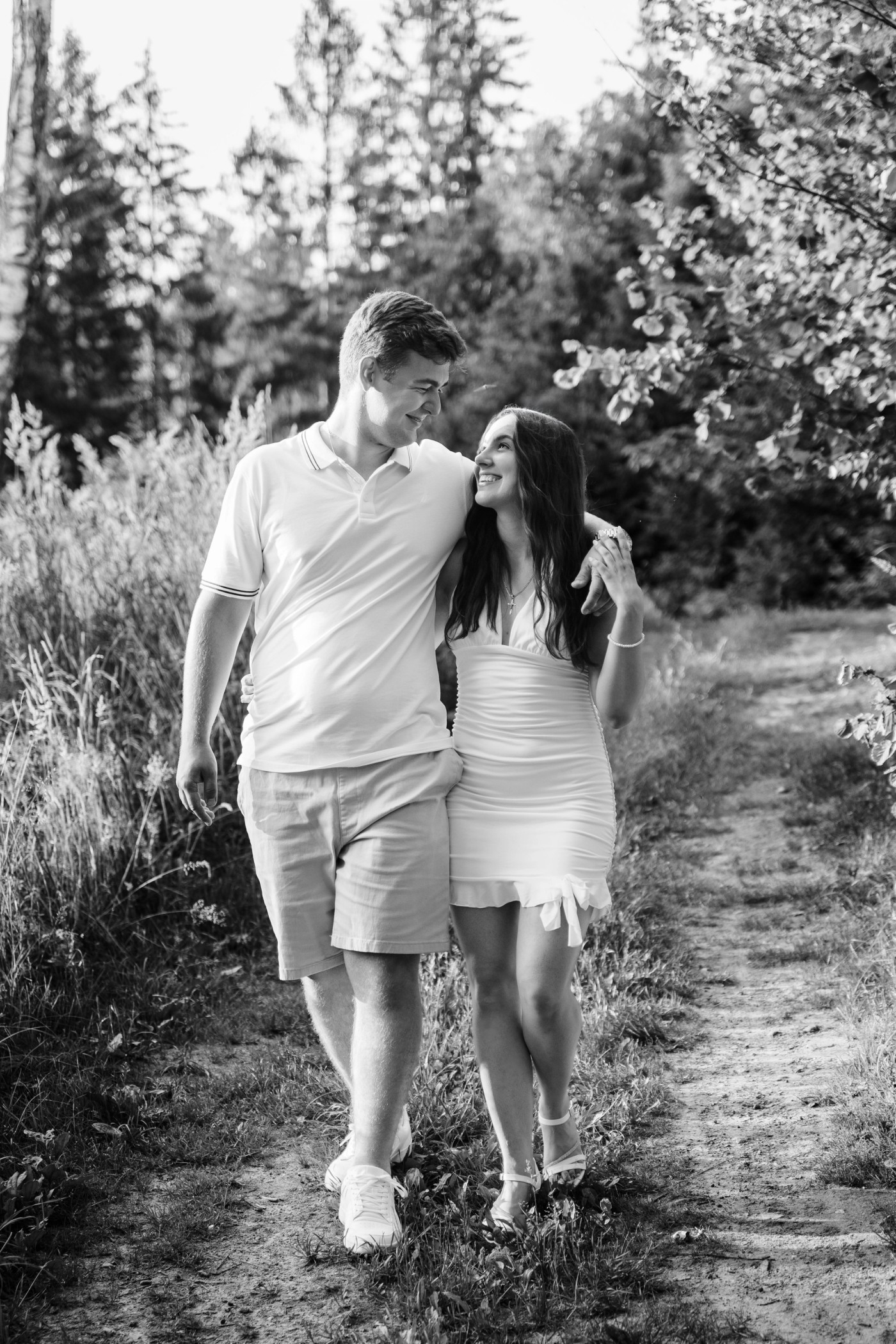 Sesja narzeczeńska Julia & Mateusz — Wyżary, zdjęcie 23