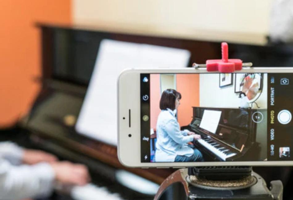 The reason behind why the short-form piano content is redefining how music is discovered.