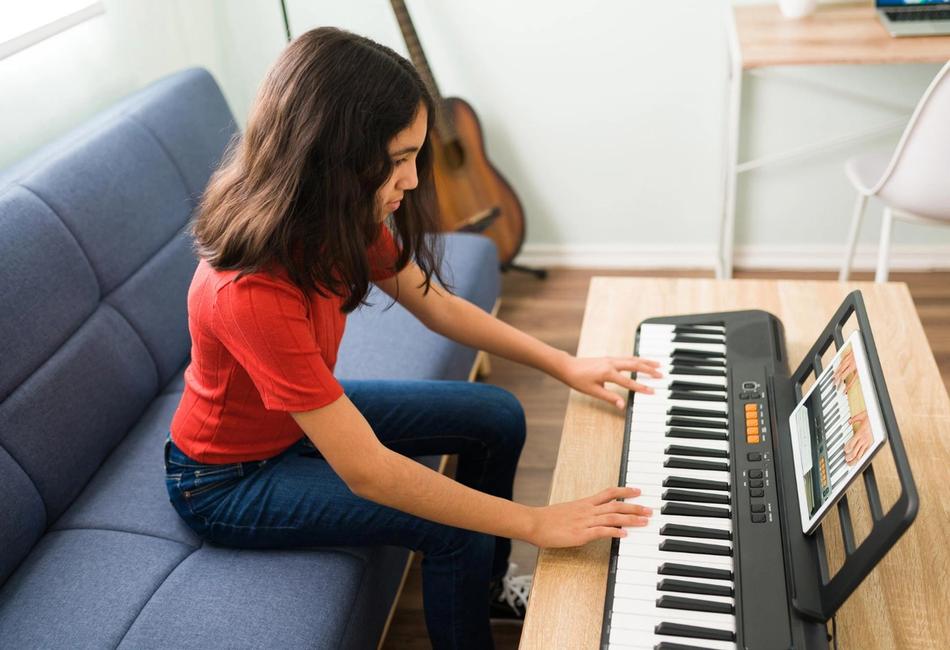 How to Learn Piano by Yourself at Home Guide
