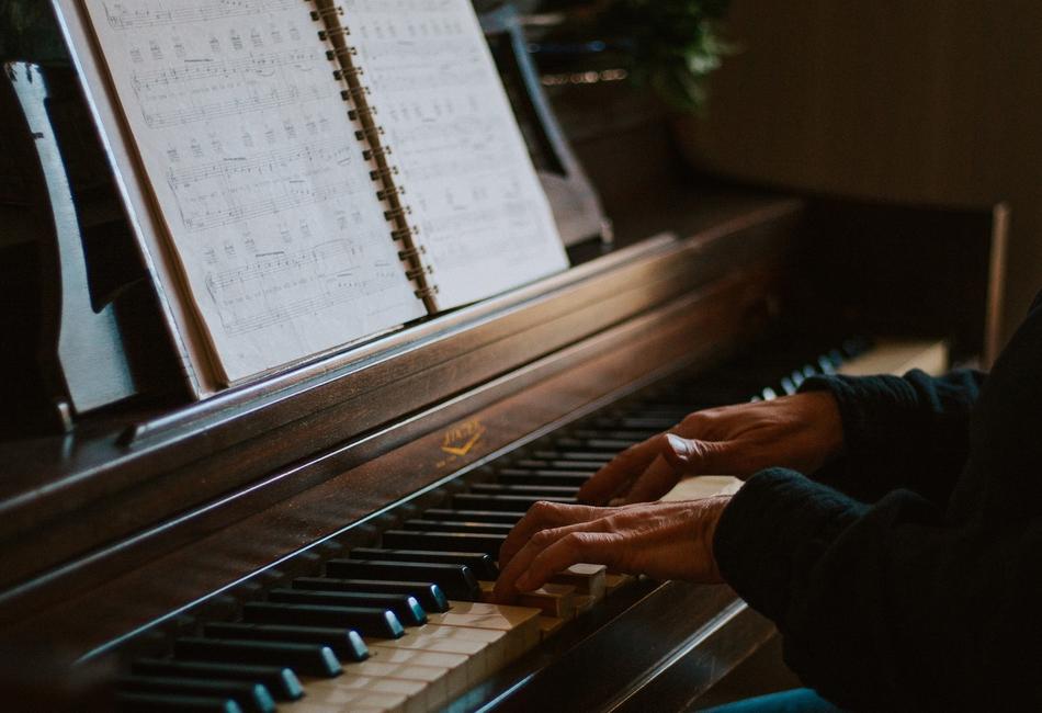 Why Piano Practice is better at creating Long-term Consistency in Skill Learning.