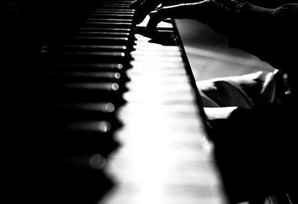 The Emotional Power of Piano Music: the Reason why it Resonates so strongly with people.