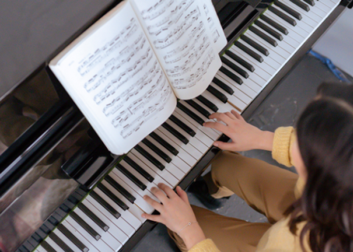How Piano Teaches Commitment Through Small Efforts