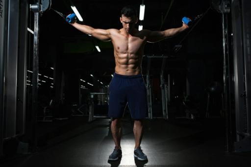 man in gym - How to Gain Muscle and Lose Fat at the Same Time