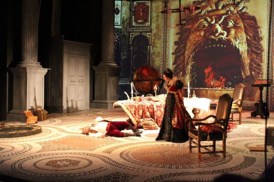 In costume di scena