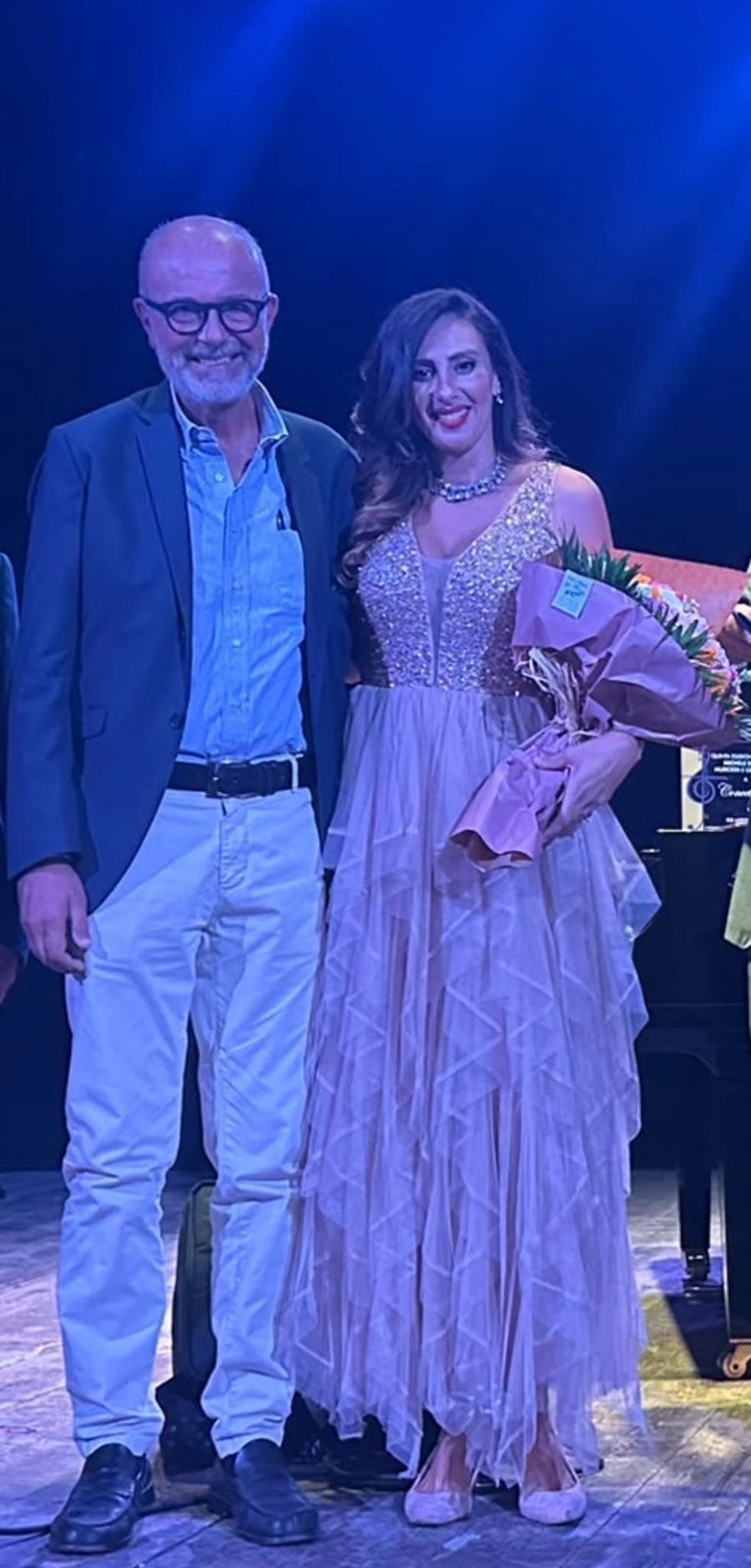 Con i fiori dopo il concerto