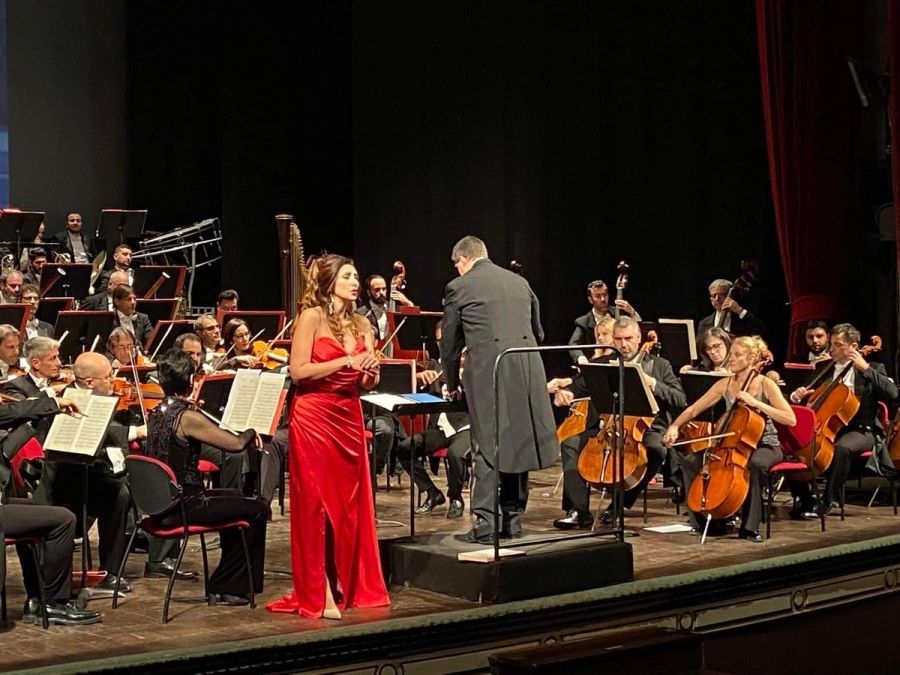 In concerto con l'orchestra