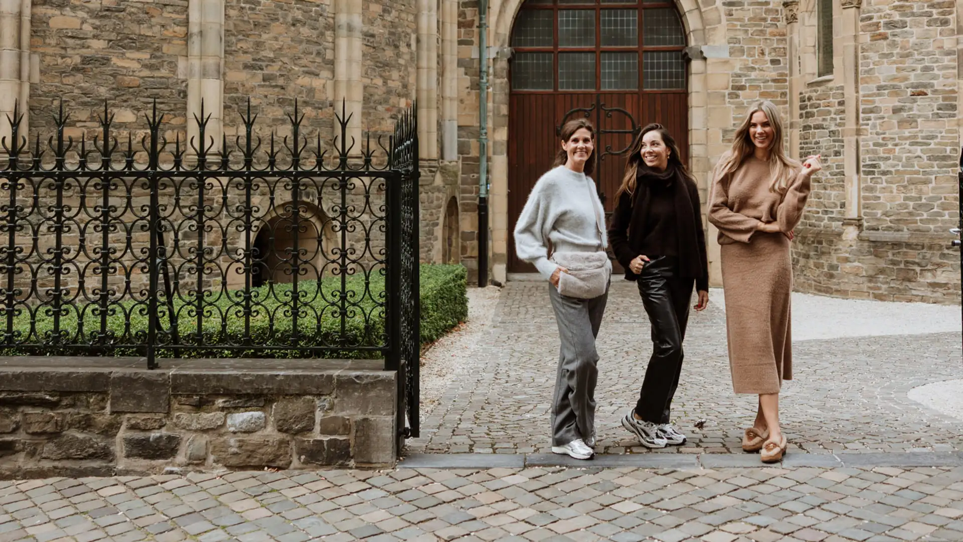 Le Marais neue Kollektion 2025- Entdecken Sie luxuriöse Damenmode und zeitlose Stücke in unserer Boutique und im Webshop