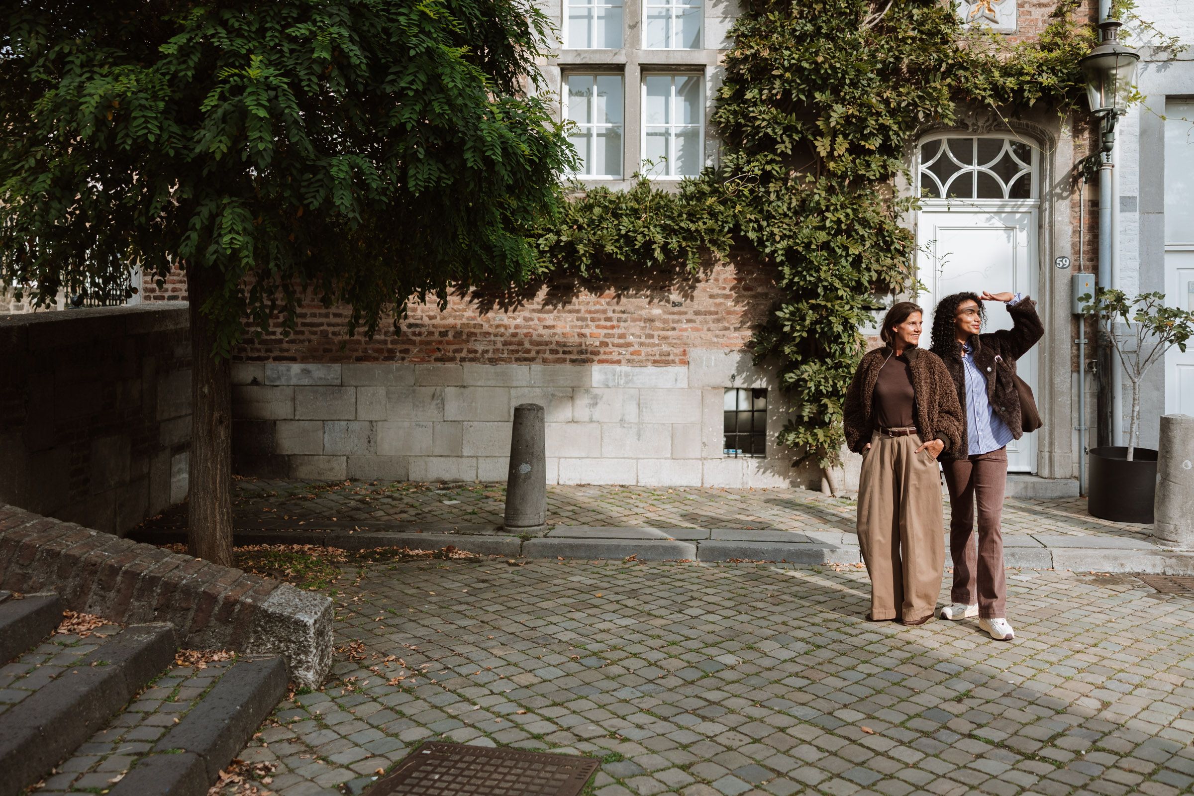 Le Marais nieuwe collectie 2025 - Ontdek luxe damesmode en tijdloze stukken in onze boutique en webshop