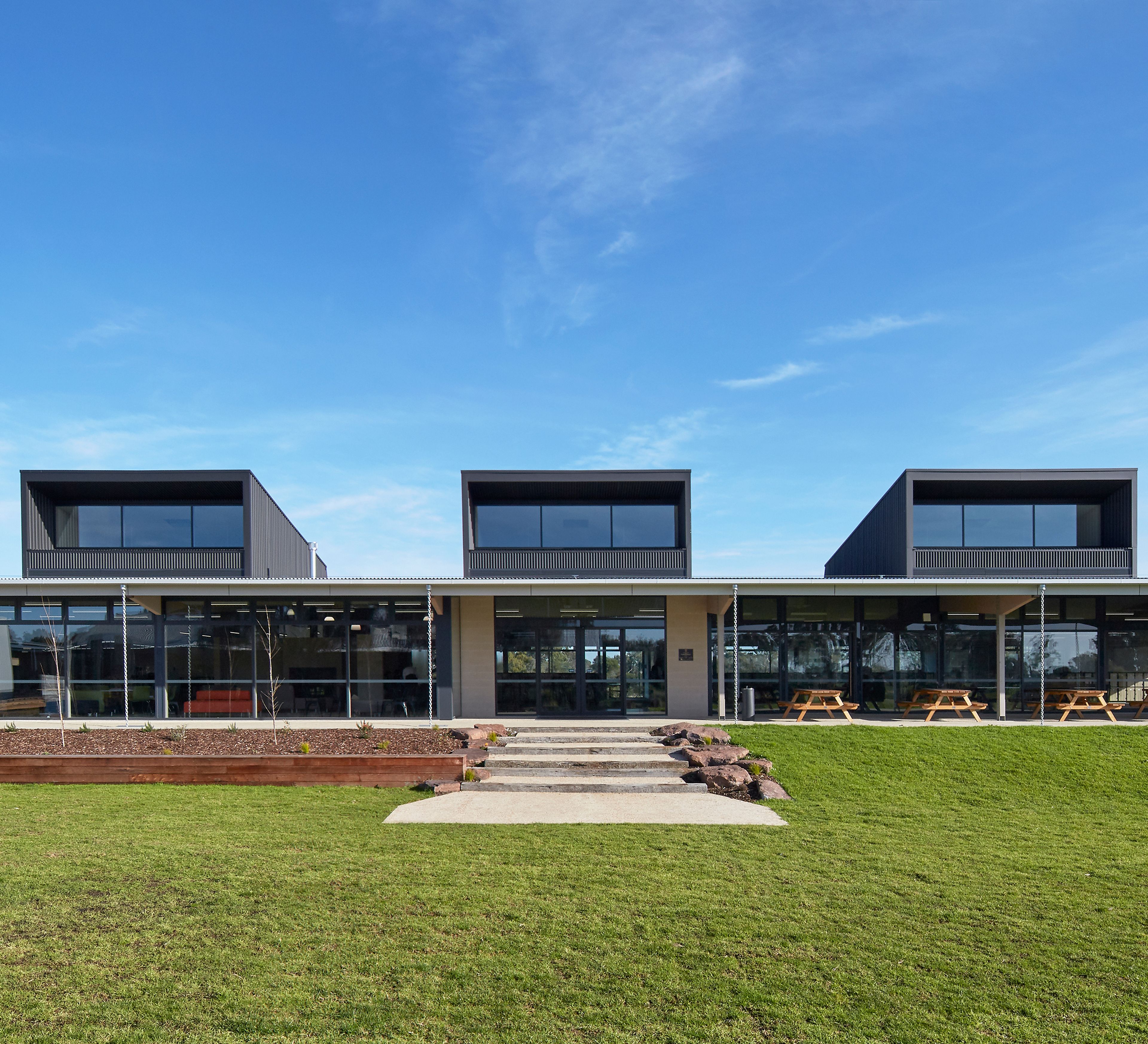 The Cornish School campus masterplan was developed in 2016 in response to the College’s Strategic Plan and Sustainable Thinking Dispositions, establishing a long-term framework for future growth and transformation. 