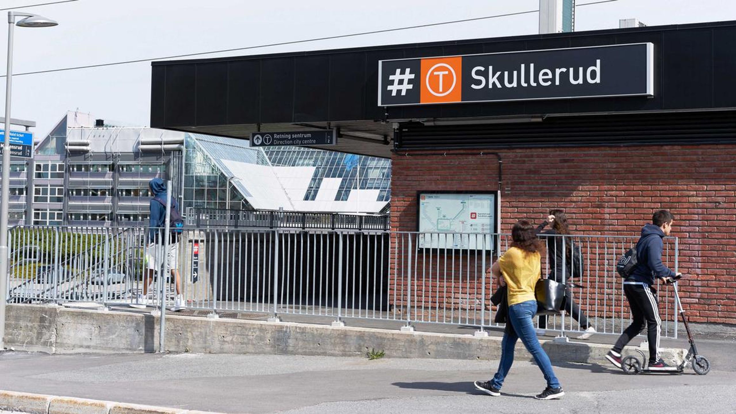 Skullerud stasjon