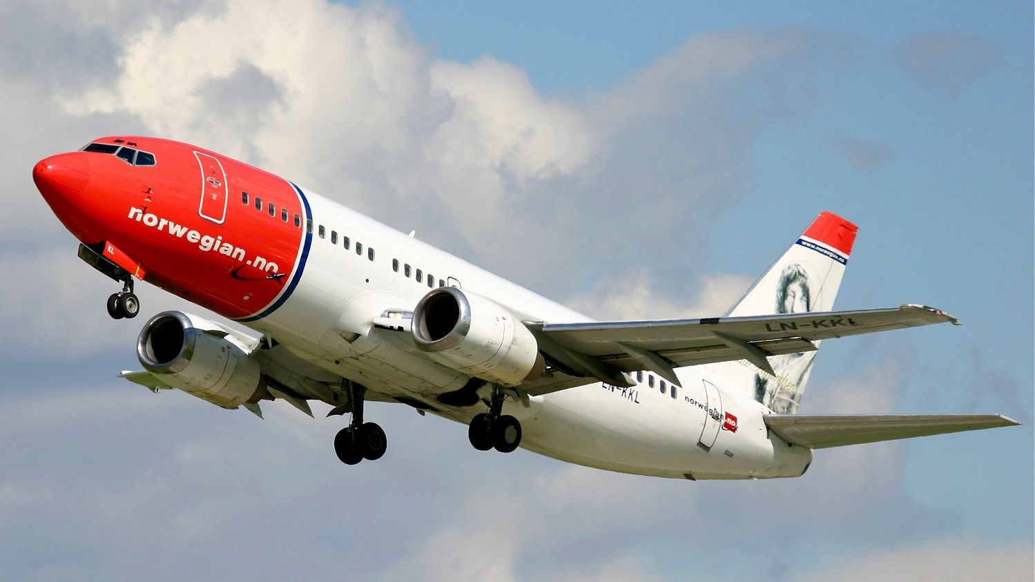 Norwegian_Air_Shuttle_Boeing_737-300