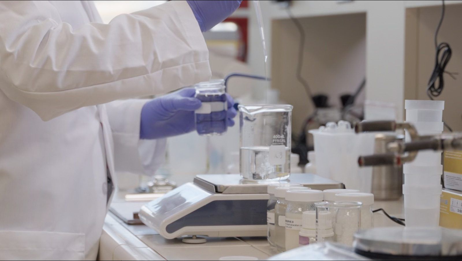 3V Sigma formulation pouring, lab process