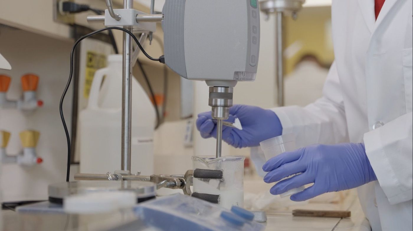 Formulation mixing close-up