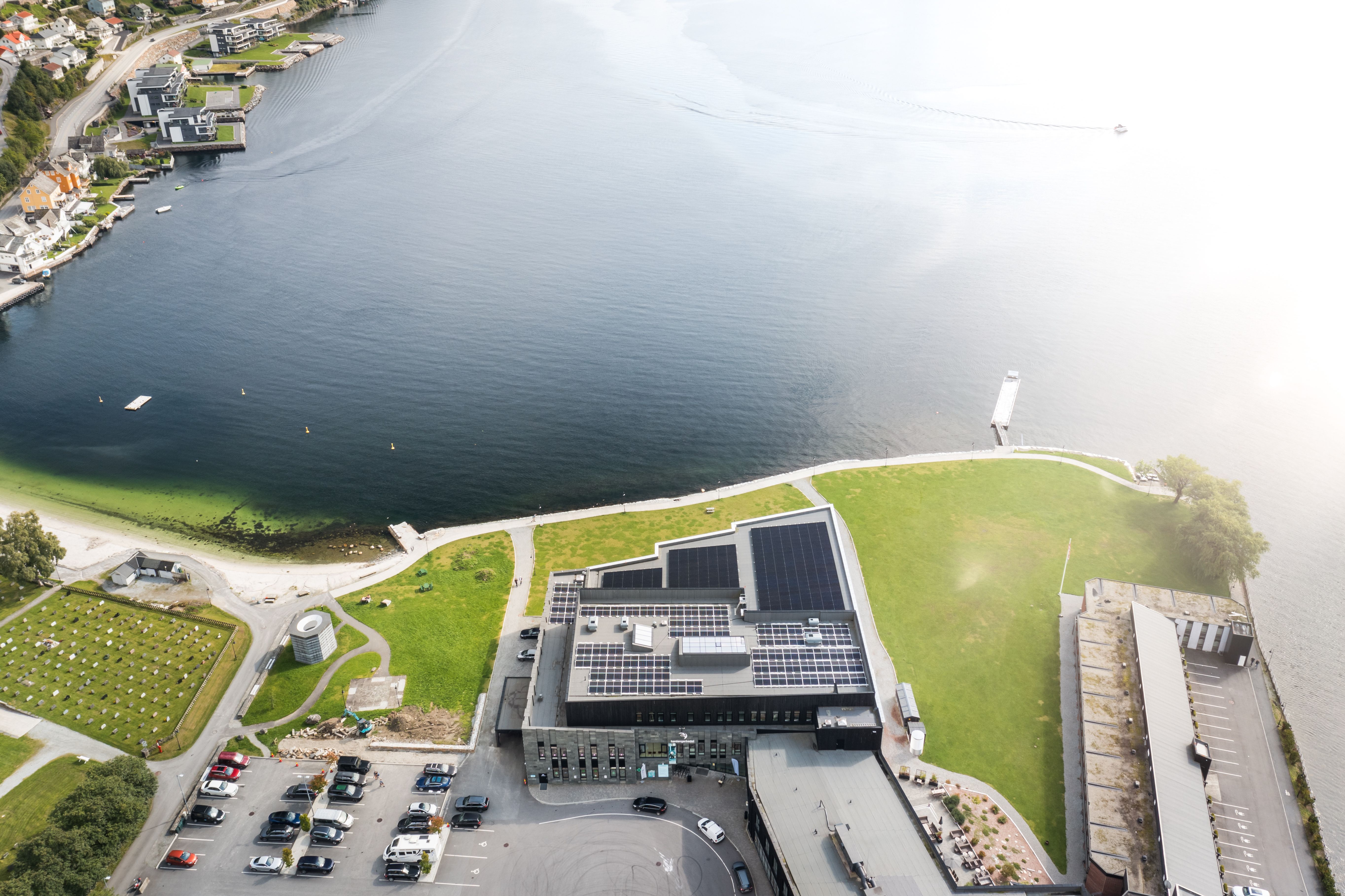 Solcelleanlegg på Hardangerbadet