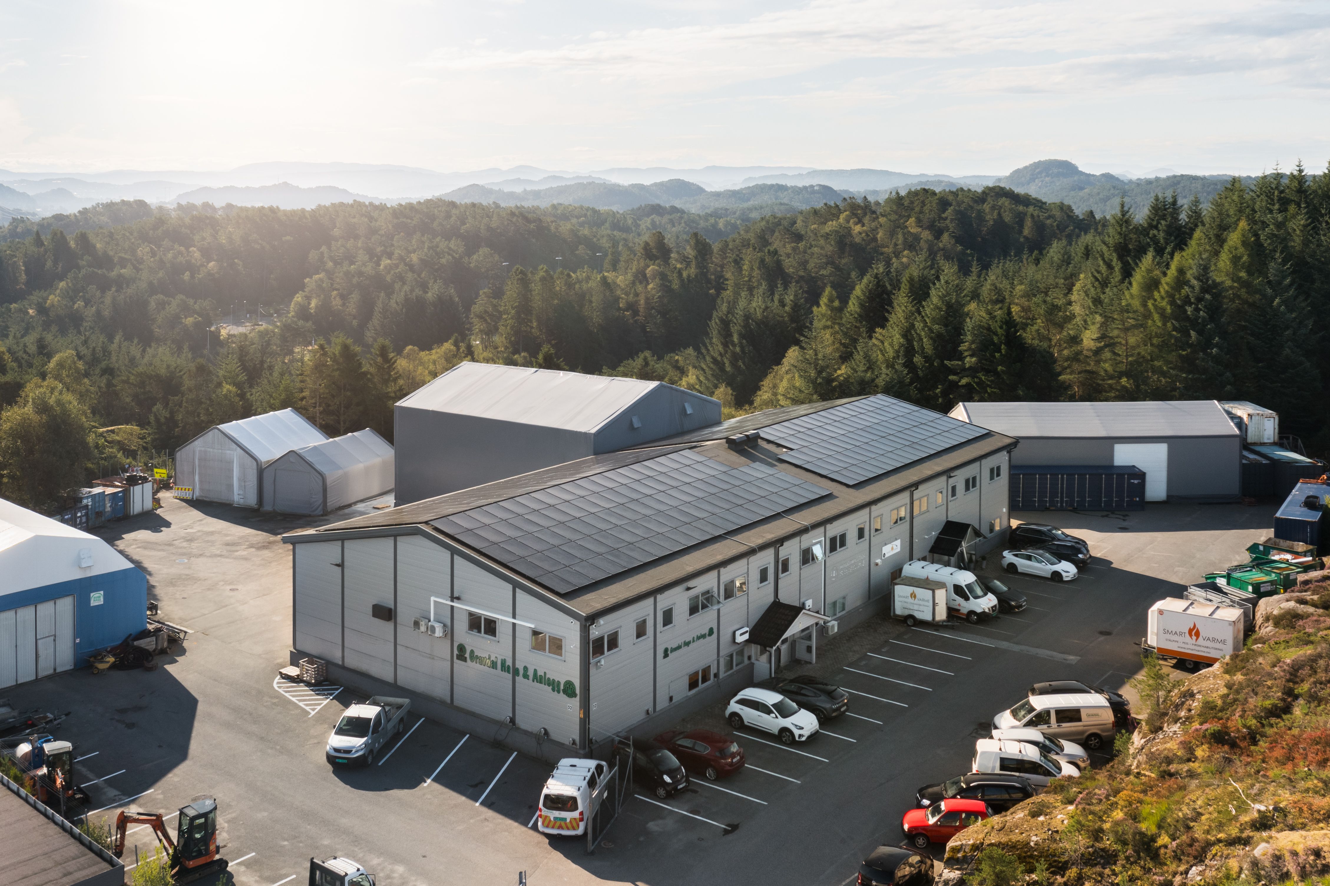 Solcelleanlegg på næringsbygg