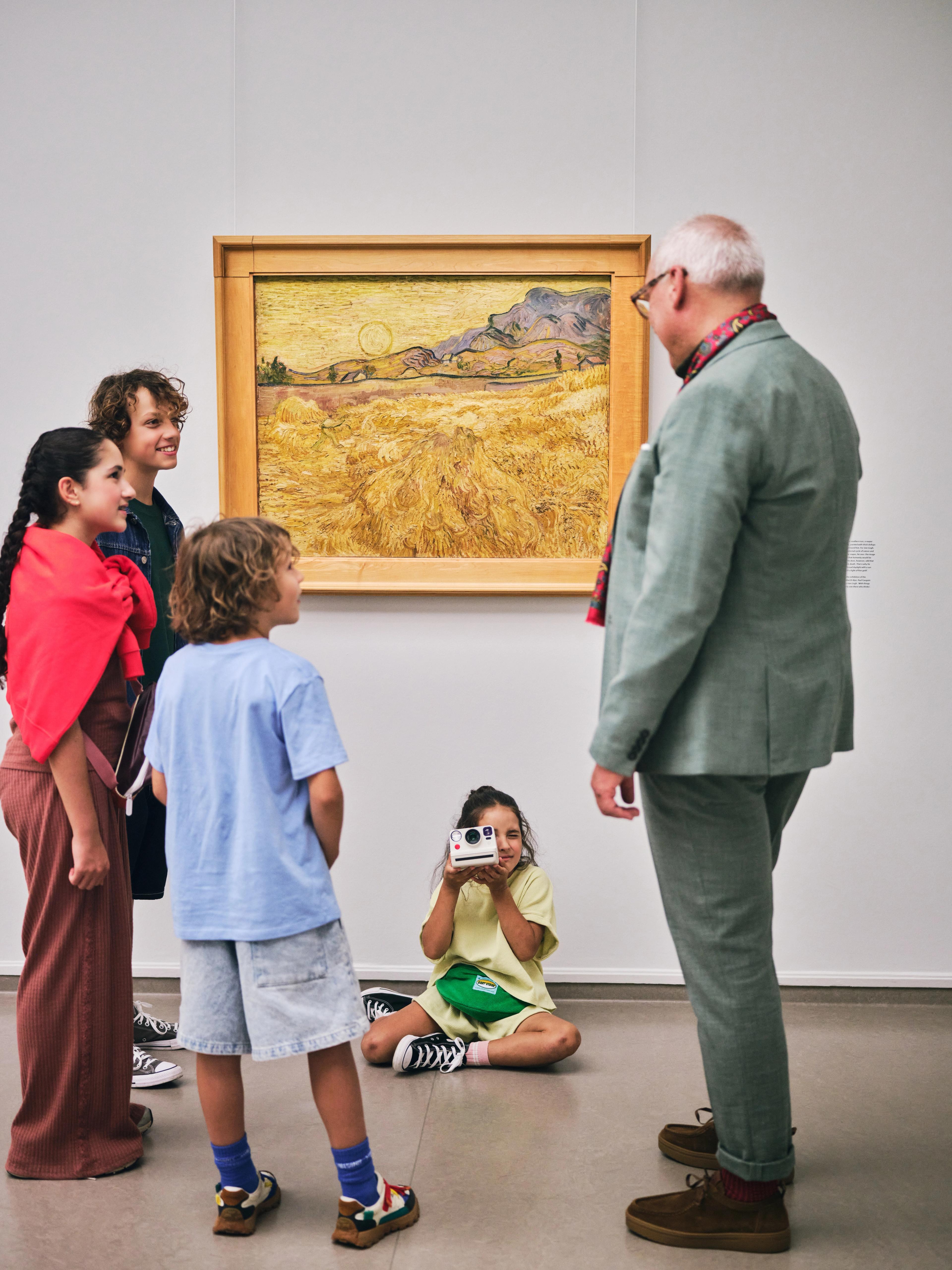 Familie in de Van Gogh galerij