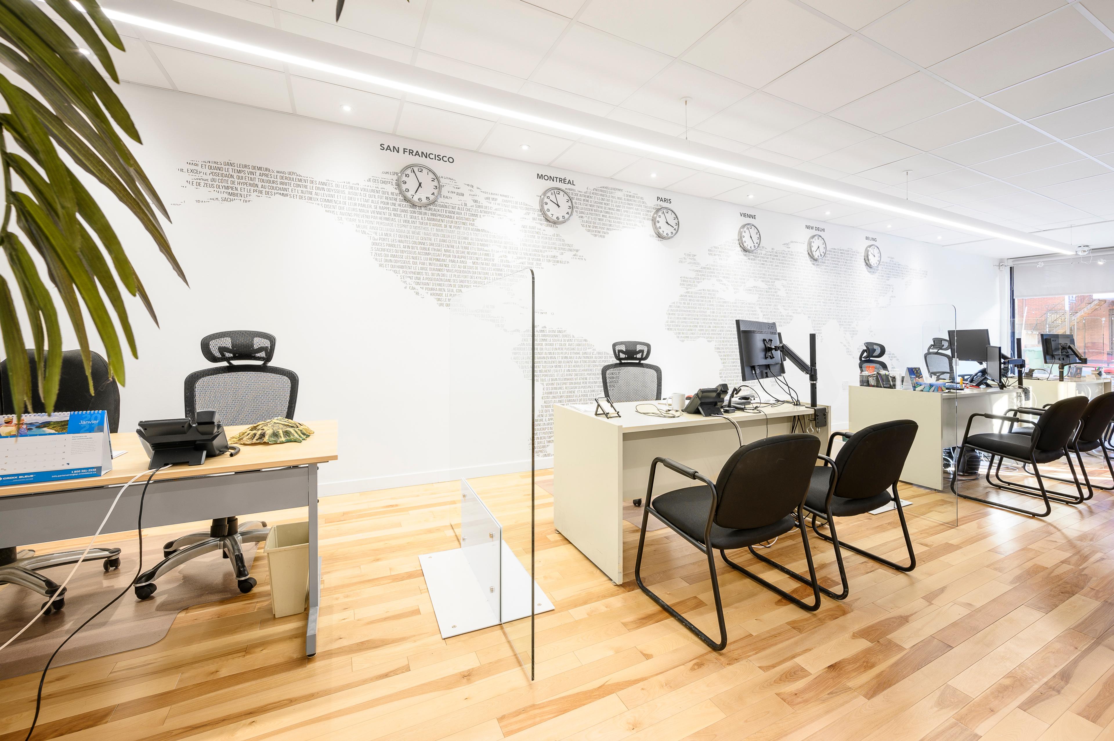 The advisors' workstations at the agency