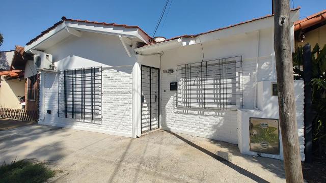 Vista de Casa en Martínez en Fray Luis Beltrán al 2500