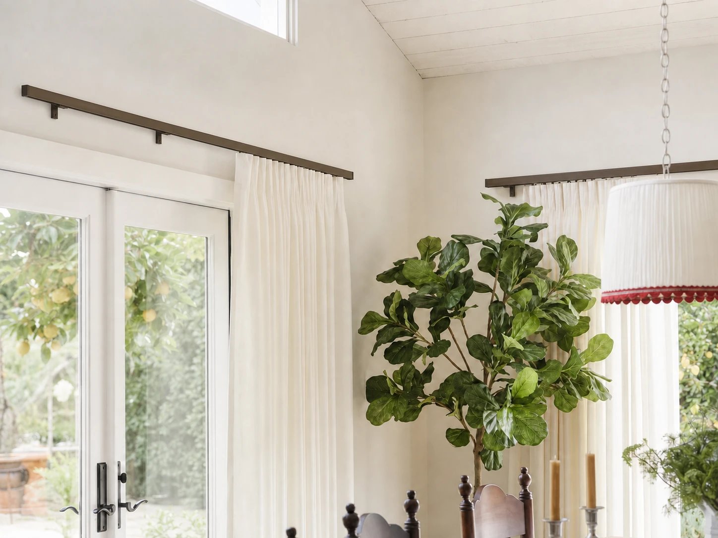 Architrac in Bronze — curtain track in a room