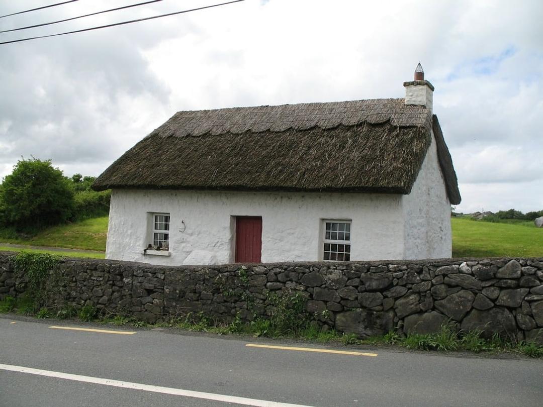 thatched cottage dreamhouse leicester