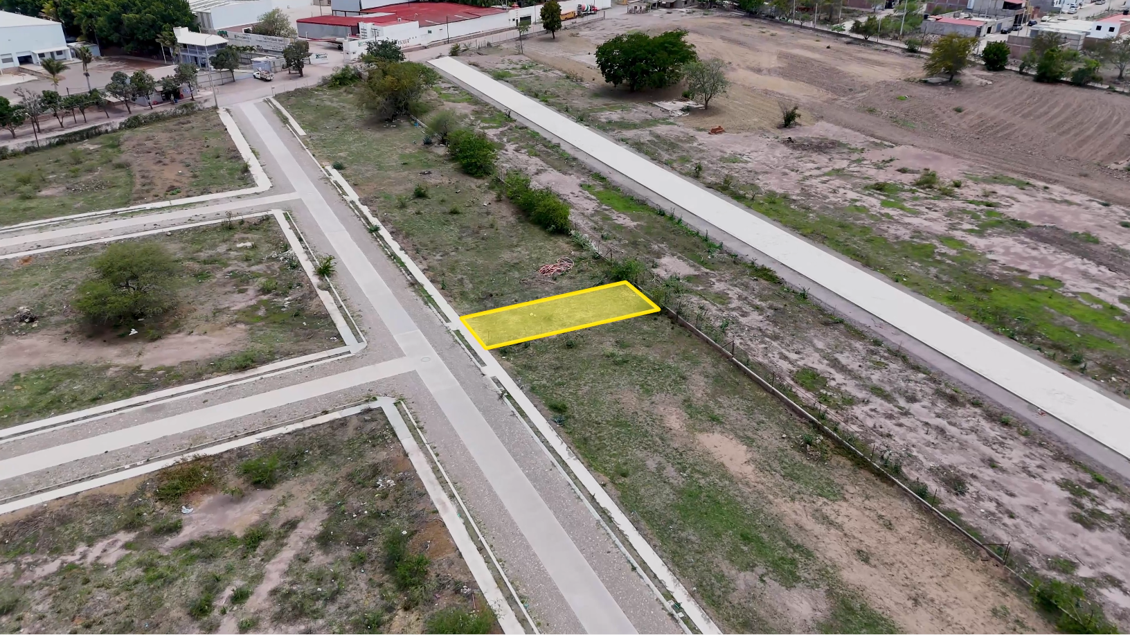LOTE EN FRACCIONAMIENTO PLAN DE LAS LOMAS EN AUTLAN, JAL. - 2